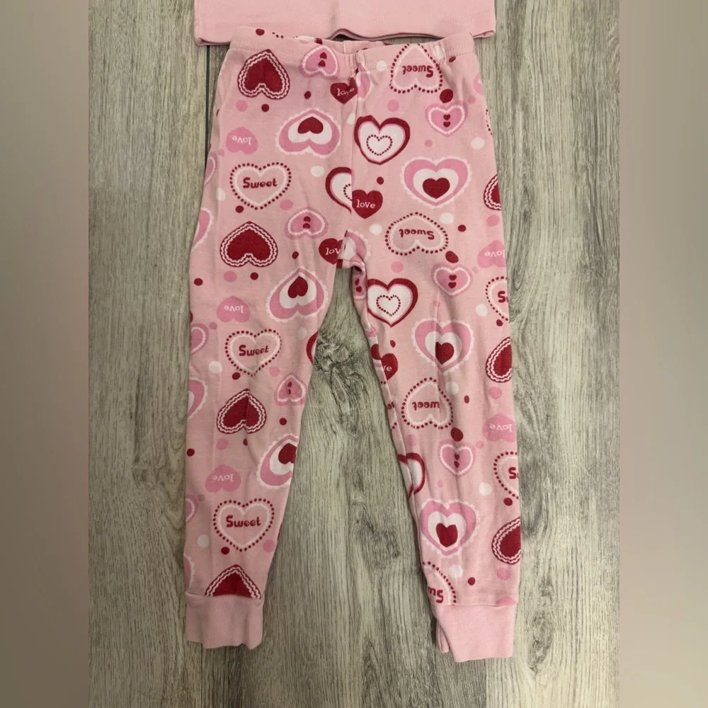 Gymboree Pink Heart Valentine’s  Pajama Set